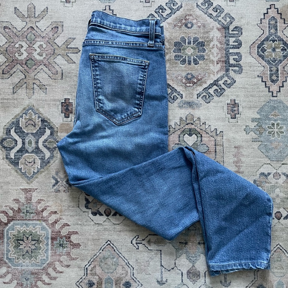 Current/Elliott Straight Cut Jeans